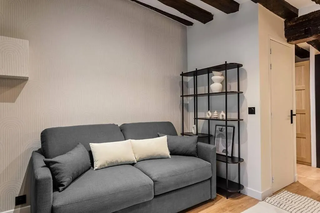 Typical Parisian Apartment In Le Marais#4 Pers  Paris