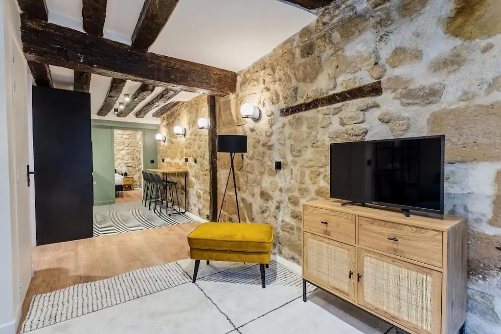 Typical Parisian Apartment In Le Marais#4 Pers Paris